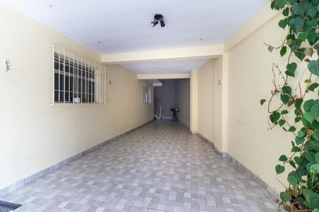 Casa à venda com 263m², 3 quartos e 2 vagasGaragem