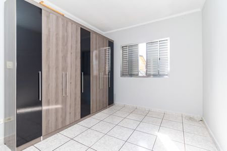 Casa à venda com 263m², 3 quartos e 2 vagasSuíte 2