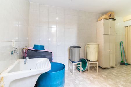 Casa à venda com 263m², 3 quartos e 2 vagasÁrea de Serviço