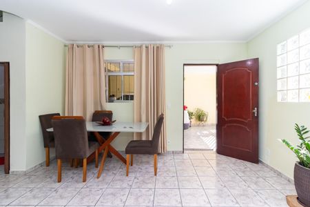 Casa à venda com 263m², 3 quartos e 2 vagasSala de Jantar