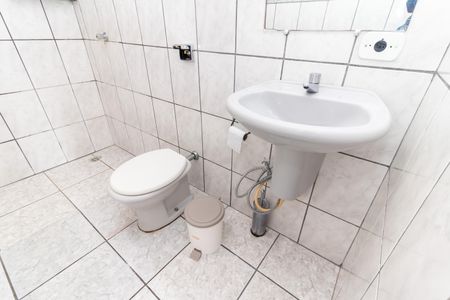 Casa à venda com 263m², 3 quartos e 2 vagasBanheiro da Suíte 2