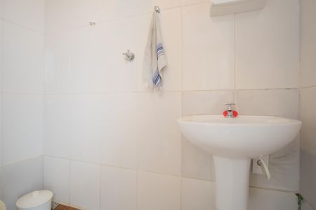 Casa à venda com 255m², 4 quartos e 2 vagasBanheiro de serviço