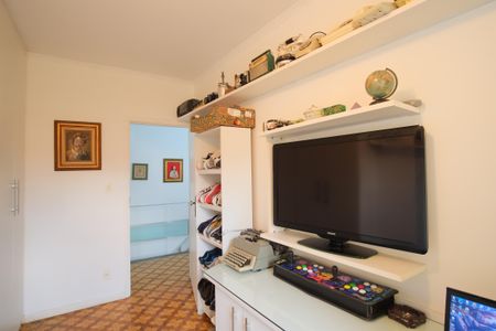 Casa à venda com 255m², 4 quartos e 2 vagasQuarto 1