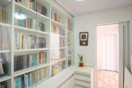 Casa à venda com 255m², 4 quartos e 2 vagasQuarto de Serviço