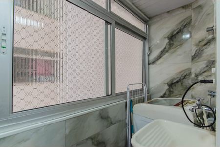 Apartamento para alugar com 72m², 2 quartos e 1 vaga Apartamento para alugar com 72m², 2 quartos e 1 vagaÁrea de Serviço