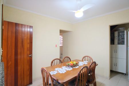 Casa à venda com 160m², 3 quartos e 1 vagaCopa