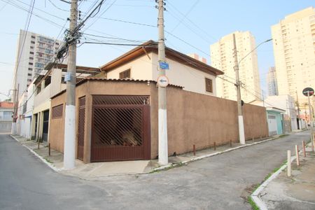 Casa à venda com 160m², 3 quartos e 1 vagaFachada