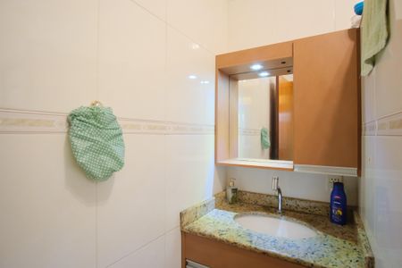 Casa à venda com 160m², 3 quartos e 1 vagaBanheiro