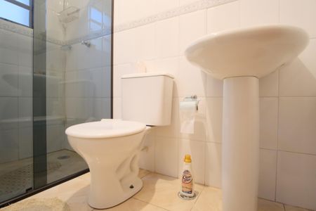 Casa à venda com 160m², 3 quartos e 1 vagaBanheiro de serviço