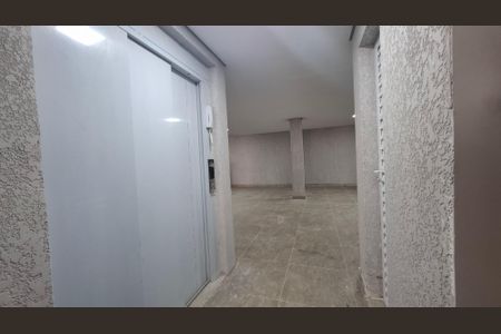 Apartamento à venda com 60m², 2 quartos e 1 vagaElevador