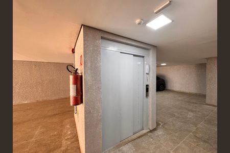 Apartamento à venda com 66m², 2 quartos e 1 vagaÁrea comum