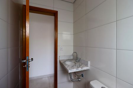 Apartamento à venda com 67m², 2 quartos e 1 vagaBanheiro Social