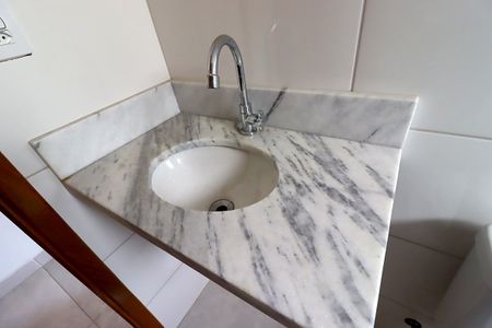 Apartamento à venda com 67m², 2 quartos e 1 vagaBanheiro Social - Pia