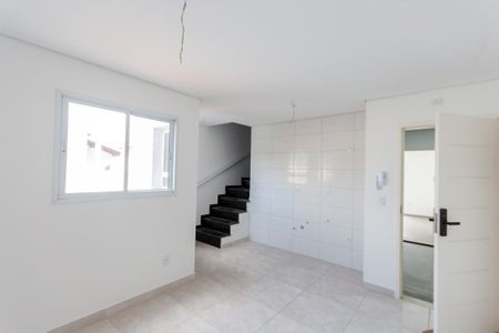 Apartamento à venda com 100m², 2 quartos e 1 vagaSala 