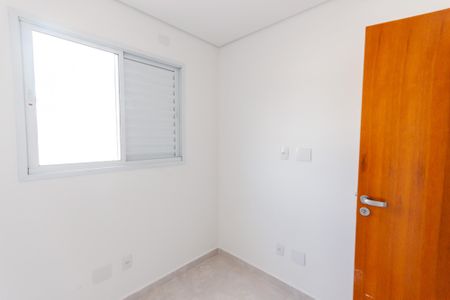 Apartamento à venda com 100m², 2 quartos e 1 vagaQuarto
