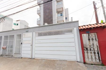 Apartamento à venda com 100m², 2 quartos e 1 vagaFachada