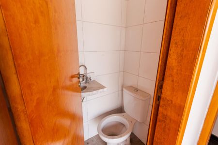 Apartamento à venda com 106m², 2 quartos e 1 vaga Apartamento à venda com 106m², 2 quartos e 1 vagaBanheiro de Serviço