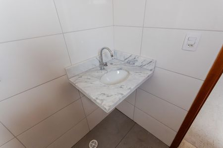 Apartamento à venda com 106m², 2 quartos e 1 vaga Apartamento à venda com 106m², 2 quartos e 1 vagaBanheiro
