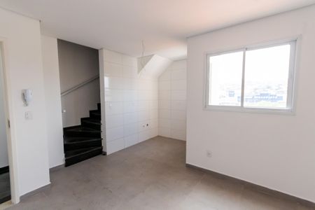 Apartamento à venda com 106m², 2 quartos e 1 vaga Apartamento à venda com 106m², 2 quartos e 1 vagaSala/Cozinha