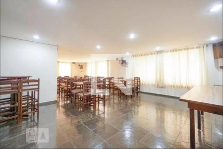 Apartamento à venda com 72m², 3 quartos e 1 vagaÁrea comum - Salão de festas