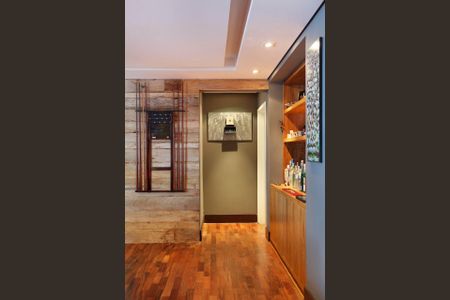 Apartamento à venda com 99m², 2 quartos e 1 vaga