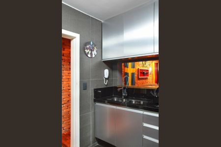 Apartamento à venda com 99m², 2 quartos e 1 vaga