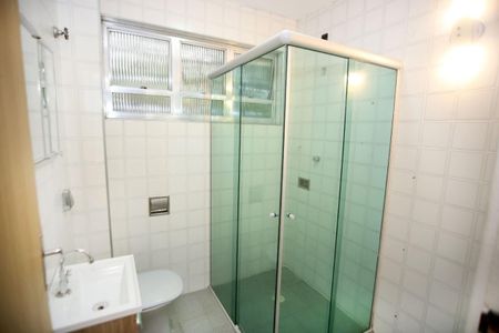 Apartamento à venda com 77m², 2 quartos e 1 vaga