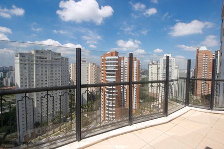 Apartamento à venda com 515m², 5 quartos e 7 vagasVaranda da Sala 2