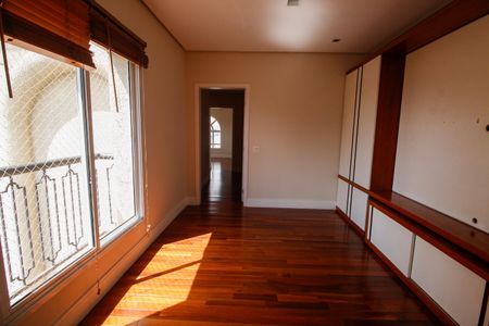 Apartamento à venda com 515m², 5 quartos e 7 vagasQuarto