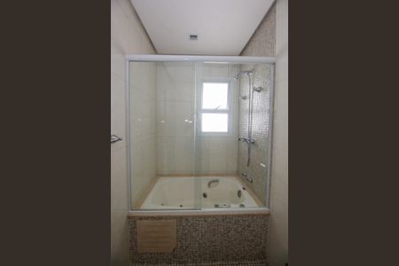 Apartamento à venda com 515m², 5 quartos e 7 vagasBanheiro da Suíte 2