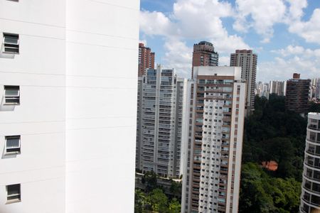 Apartamento à venda com 515m², 5 quartos e 7 vagasVista da Suíte 1