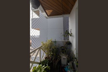 Apartamento à venda com 74m², 3 quartos e 1 vagaSacada