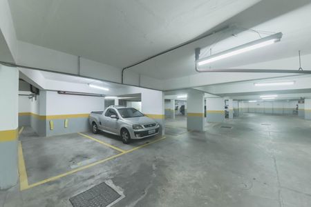 Apartamento à venda com 73m², 3 quartos e 2 vagas Apartamento à venda com 73m², 3 quartos e 2 vagasÁrea comum - Garagem