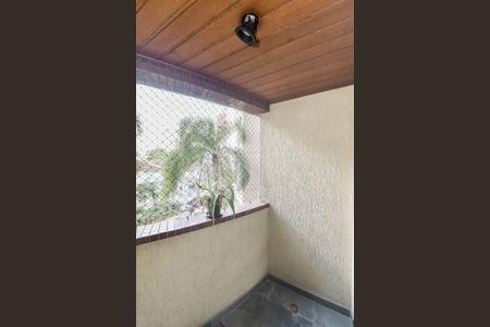 Apartamento à venda com 73m², 3 quartos e 2 vagas Apartamento à venda com 73m², 3 quartos e 2 vagasVaranda