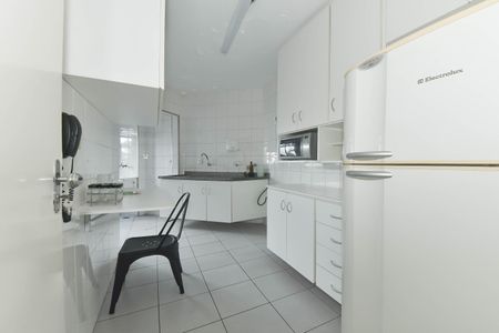Apartamento à venda com 73m², 3 quartos e 2 vagas Apartamento à venda com 73m², 3 quartos e 2 vagasCozinha