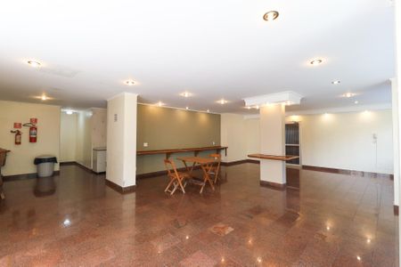 Apartamento à venda com 168m², 3 quartos e 2 vagas Apartamento à venda com 168m², 3 quartos e 2 vagasÁrea comum