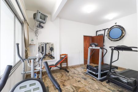 Apartamento à venda com 168m², 3 quartos e 2 vagas Apartamento à venda com 168m², 3 quartos e 2 vagasAcademia