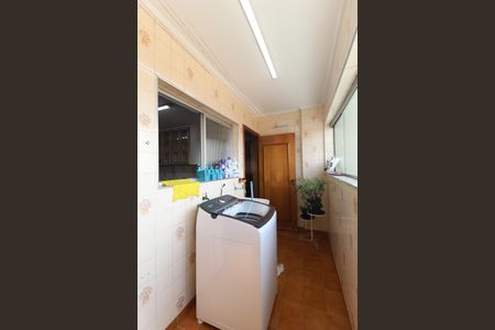 Apartamento à venda com 168m², 3 quartos e 2 vagas Apartamento à venda com 168m², 3 quartos e 2 vagasÁrea de serviço