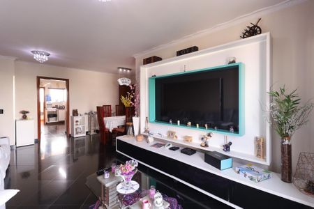 Apartamento à venda com 168m², 3 quartos e 2 vagas Apartamento à venda com 168m², 3 quartos e 2 vagasSala