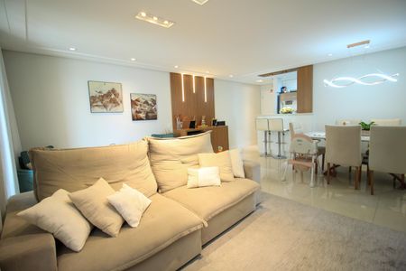 Apartamento à venda com 115m², 3 quartos e 2 vagasSala