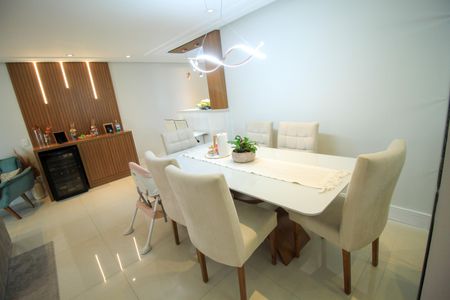Apartamento à venda com 115m², 3 quartos e 2 vagasSala