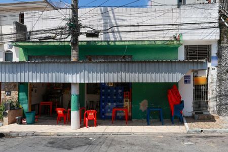 Casa à venda com 262m², 4 quartos e 1 vagaFachada + plaquinha