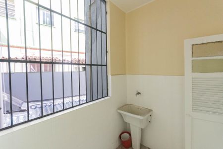 Apartamento à venda com 77m², 2 quartos e sem vagaÁrea de Serviço