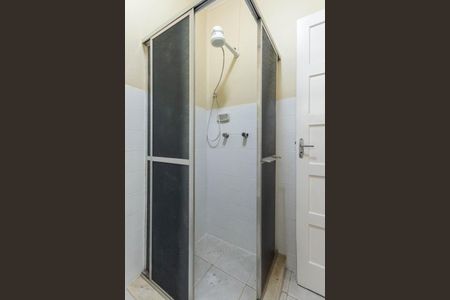 Apartamento à venda com 77m², 2 quartos e sem vagaBanheiro