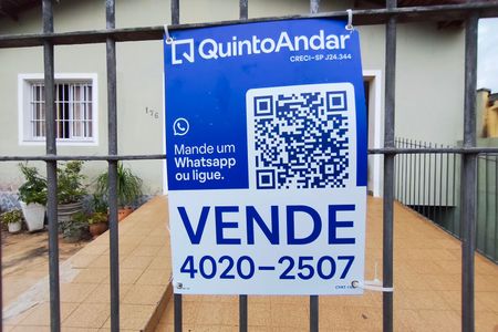 Casa à venda com 236m², 5 quartos e 3 vagasPLACA INSTALADA NA FACHADA
