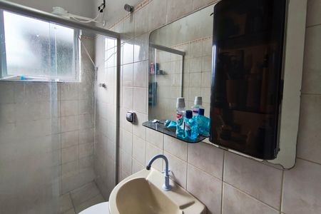 Casa à venda com 236m², 5 quartos e 3 vagasCasa 2 - Banheiro