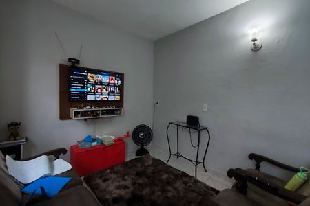 Casa à venda com 236m², 5 quartos e 3 vagasCasa 2 - Sala