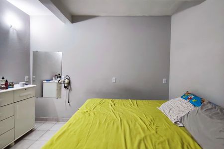 Casa à venda com 236m², 5 quartos e 3 vagasCasa 2 - Quarto