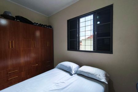 Casa à venda com 236m², 5 quartos e 3 vagasQuarto 1