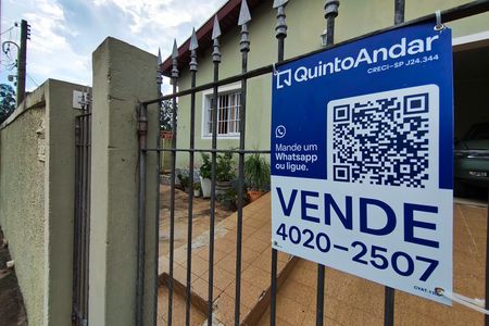 Casa à venda com 236m², 5 quartos e 3 vagasPLACA INSTALADA NA FACHADA